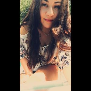 Meet your Posher, Kaitlyn